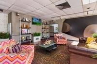 Building Photo - Elmwood Club Plaza Apartments in Detroit, Michigan
