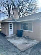 911 Pleasant Ridge Ave in Columbus, OH - Building Photo - Building Photo