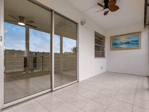 2030 Hythe B in Boca Raton, FL - Building Photo - Building Photo