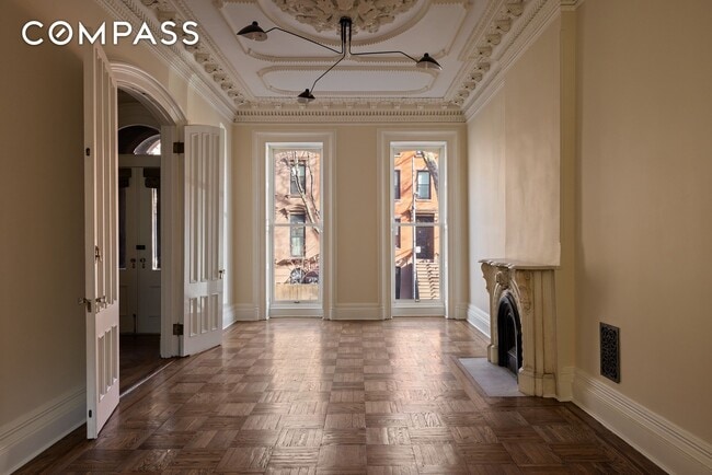 216 Carlton Ave in Brooklyn, NY - Building Photo - Building Photo