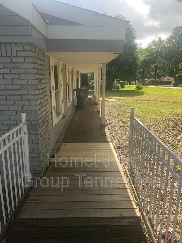 5080 Fernleaf Ave in Memphis, TN - Building Photo - Building Photo