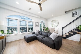250 Ogden Ave. in Jersey City, NJ - Building Photo - Building Photo