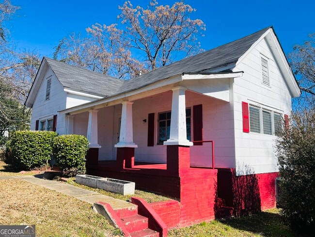 1 Barnard Ave in Lagrange, GA - Building Photo - Building Photo