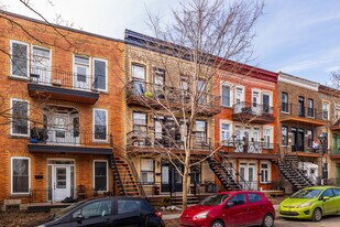 4650-4660 Messier St in Montréal, QC - Building Photo