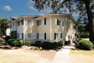 1468 Briarwood Rd NE in Atlanta, GA - Building Photo