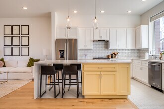 Bower in Oklahoma City, OK - Foto de edificio - Interior Photo