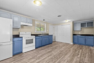 404 Pine St in New Bern, NC - Building Photo - Building Photo