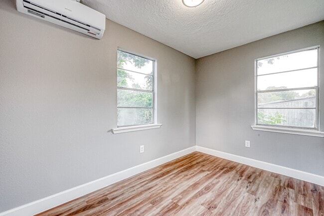 property at 6715 Victoria St