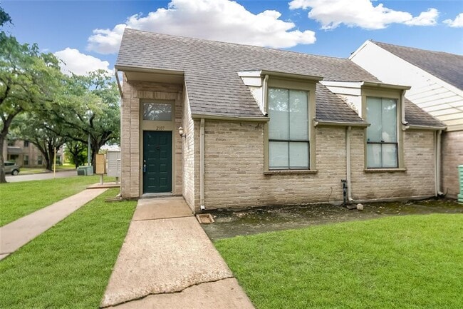 property at 2107 Hazlitt Dr