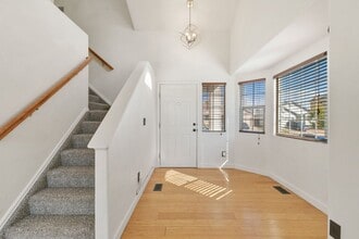 8330 Dassel Dr in Fountain, CO - Foto de edificio - Building Photo