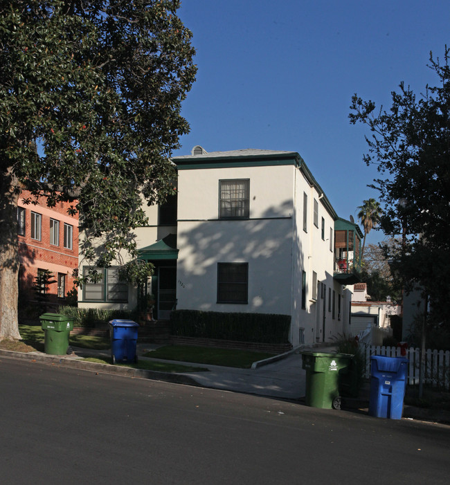 1920 Kenmore Ave in Los Angeles, CA - Building Photo - Building Photo