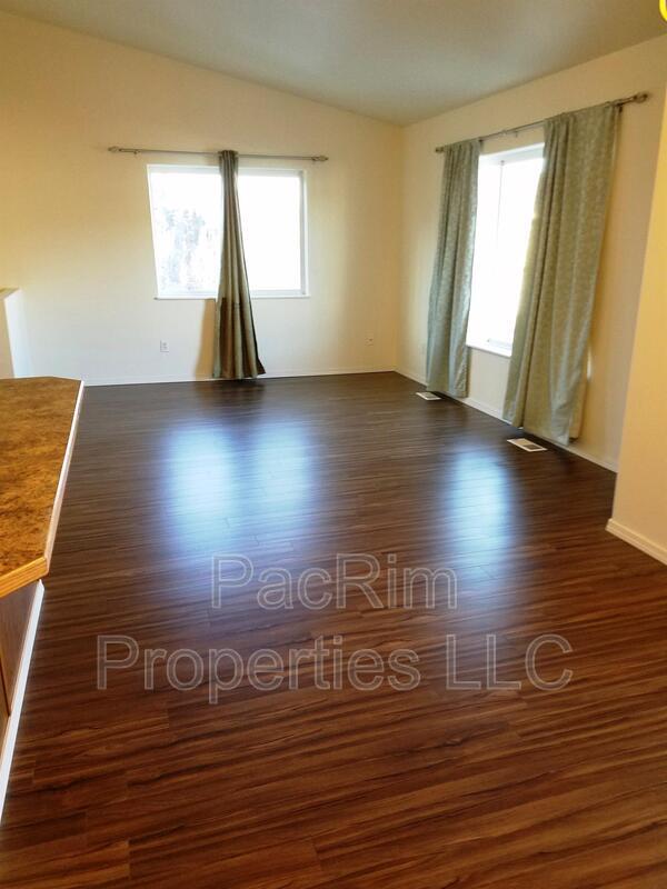 13667 Fire Creek Trail Dr in Anchorage, AK - Building Photo - Building Photo