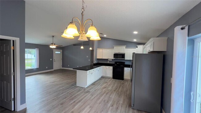 3709 W Wilhelm St in Citrus Springs, FL - Building Photo - Building Photo