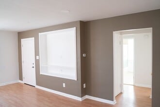 8204 Old Harford Rd in Parkville, MD - Building Photo - Building Photo