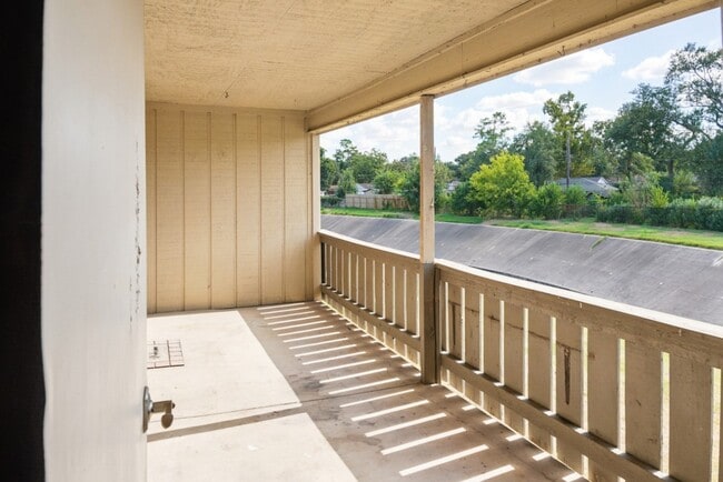 property at 5005 Georgi Ln
