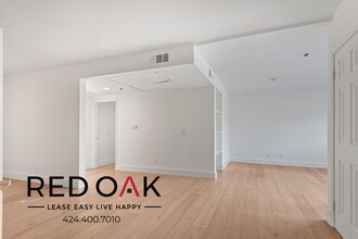 939 Palm Ave in West Hollywood, CA - Building Photo - Building Photo