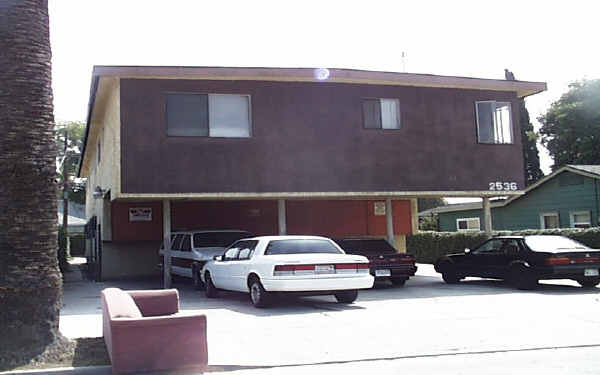 2536 S Genesee Ave in Los Angeles, CA - Building Photo - Building Photo