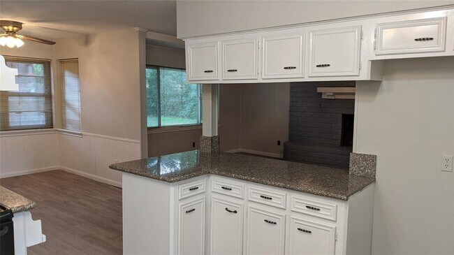 4338 Bugle Rd in Houston, TX - Foto de edificio - Building Photo