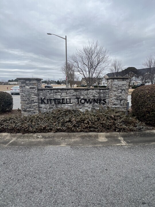 4116 Kittrell Farms Dr in Greenville, NC - Building Photo