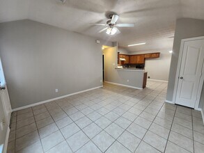 24315 Hard Wood Dr in Huffman, TX - Foto de edificio - Building Photo