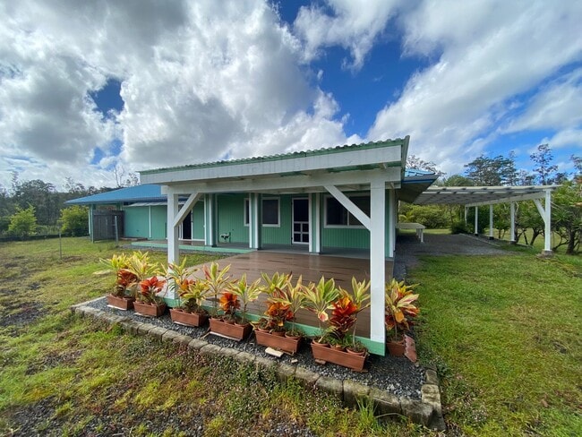 property at 16-484-484 Laniuma St