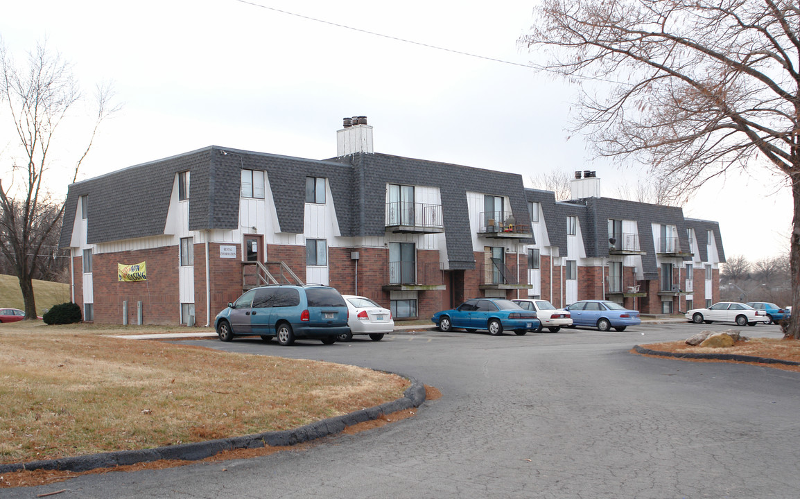 Misty Glen Apartments in Kansas City, KS - Foto de edificio