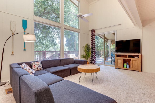 property at 2820 Greenway Dr