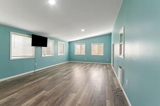 84 Poplar St in Brevard, NC - Building Photo - Building Photo