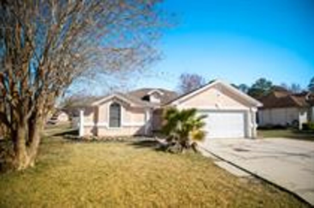 6927 Huntington Woods Cir N in Jacksonville, FL - Building Photo