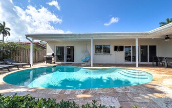 1466 NE 57th Ct in Fort Lauderdale, FL - Building Photo - Building Photo