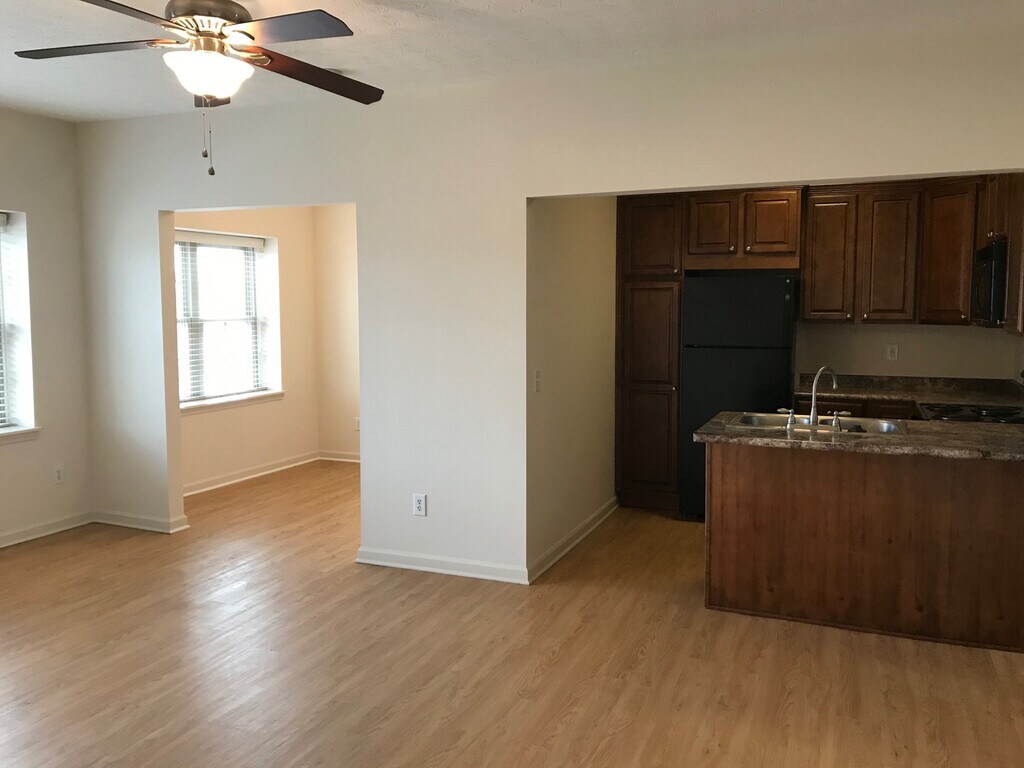 The Sheldrake Apartments Indianapolis, IN Apartments