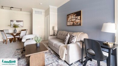 8989 West Rd in Houston, TX - Foto de edificio - Building Photo