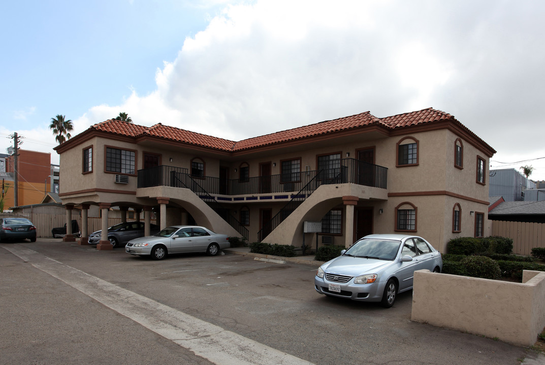 3821 Utah St in San Diego, CA - Foto de edificio