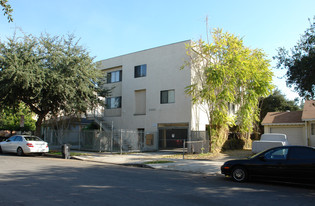 2250 Fairview St Apartments