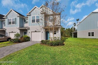 180 Boracay Cir in Saint Johns, FL - Building Photo - Building Photo