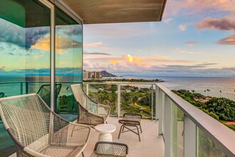 1118 Ala Moana Blvd in Honolulu, HI - Building Photo - Building Photo