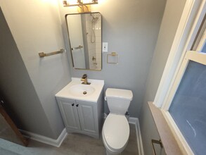 4493 Telhurst Rd in South Euclid, OH - Building Photo - Building Photo