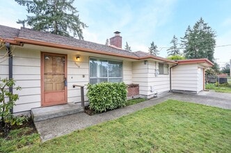 5414 111th St SW in Tacoma, WA - Building Photo - Building Photo