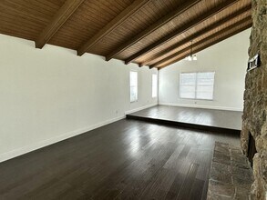 1605 Old Cypress Trail in Wellington, FL - Building Photo - Building Photo