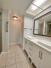 4955 Pepper Cir in Naples, FL - Building Photo - Building Photo