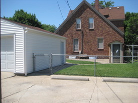 3703 5th Ave, Unit 2 in Des Moines, IA - Building Photo