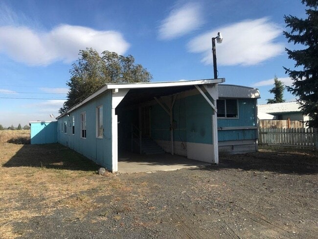 4309 Lincoln Dr NE in Moses Lake, WA - Building Photo - Building Photo