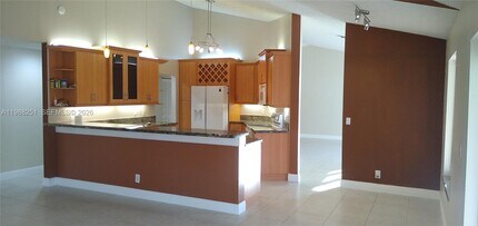 15013 SW 10th St in Sunrise, FL - Building Photo - Building Photo