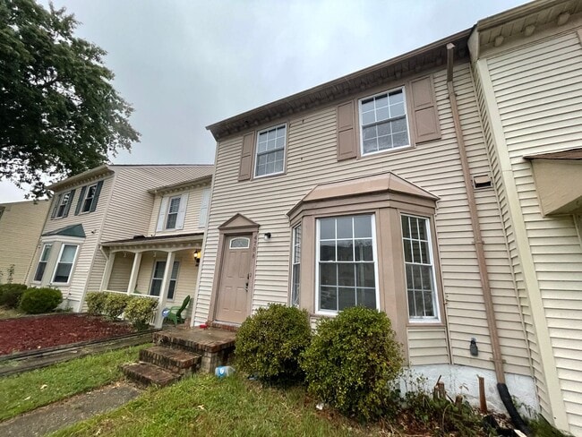 property at 4708 Woods Edge Rd