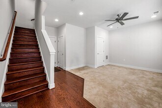 2431 Glenallan Ave in Silver Spring, MD - Foto de edificio - Building Photo