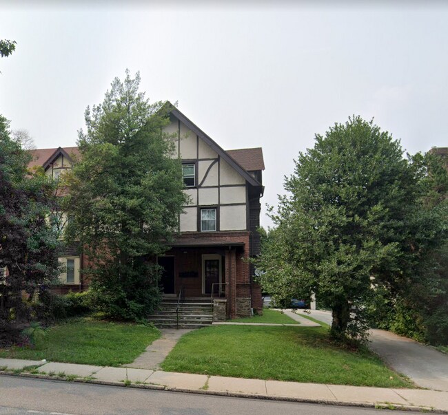 9 Montgomery Ave Rentals in Bala Cynwyd, PA