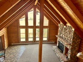 325 Spring Creek Rd in Somers, MT - Building Photo