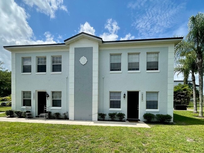5254 Davisson Ave in Orlando, FL - Building Photo - Building Photo