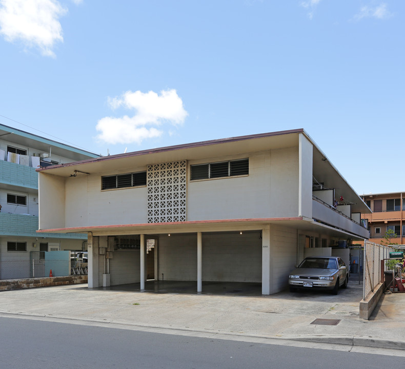 3353 Campbell Ave in Honolulu, HI - Building Photo