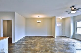 510 North St in Buffalo Gap, TX - Building Photo - Building Photo